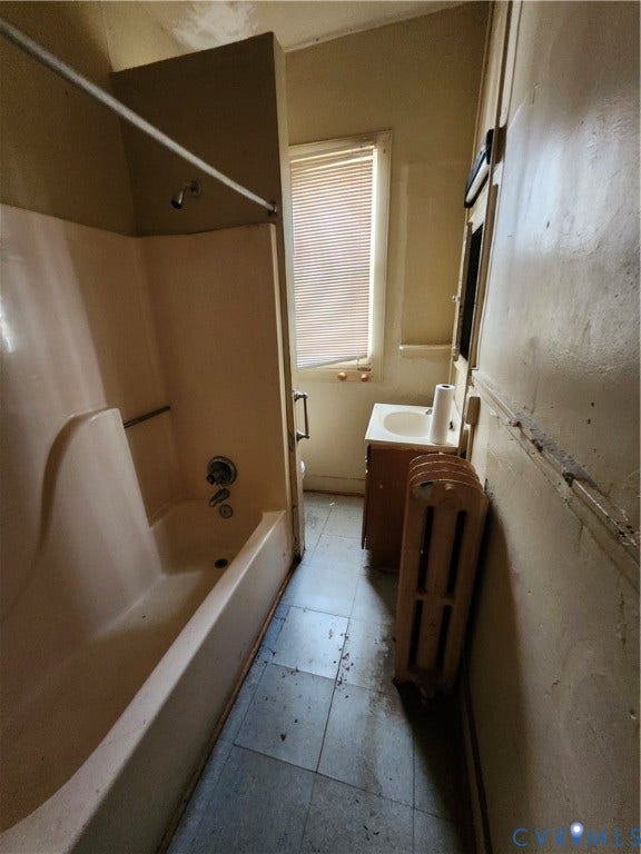 2101 Rose Avenue, Richmond, VA 23222 Unit 1, Bathroom