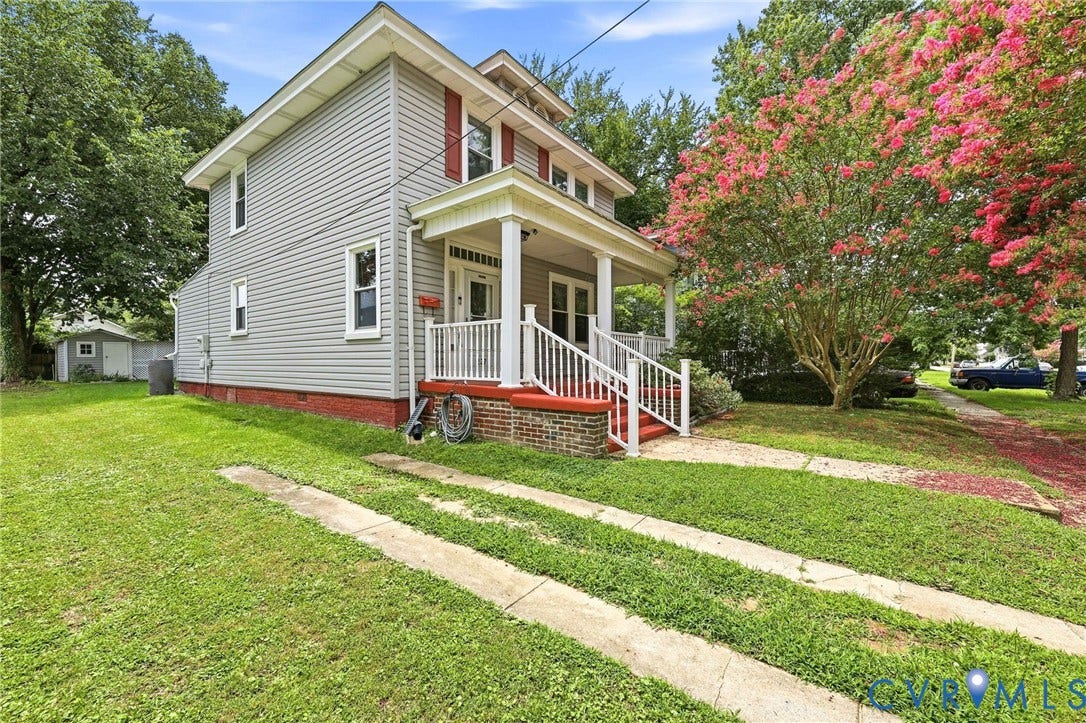 237 Lee Avenue, Colonial Heights, VA 23834