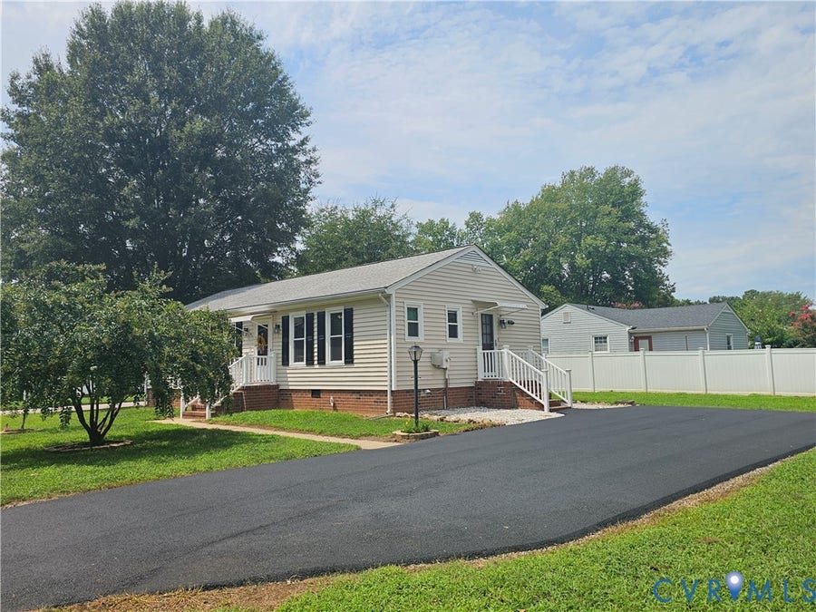 Property photo for 5512 Gunshop Lane, Richmond, VA
