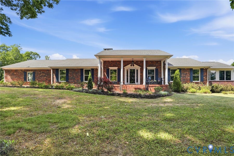 Property photo for 13300 W Patrick Henry Road, Doswell, VA