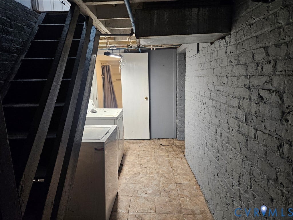 4 N Harrison Street, Richmond, VA 23220 Washer & Dryer included