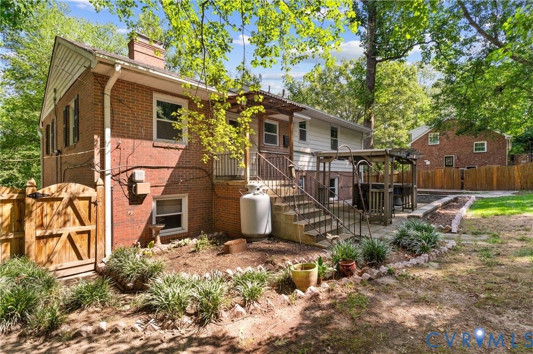 8111 Lake Shore Drive, North Chesterfield, VA 23235 8111 Lake Shore Drive, North Chesterfield, VA 23235