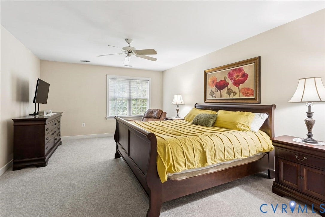 6001 Olde Hartley Place, Glen Allen, VA 23060 Recessed window with blinds, overhead ceiling fan, and light-toned wall paint