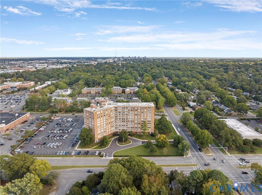 Property photo for 5100 Monument Avenue, #1202, Richmond, VA
