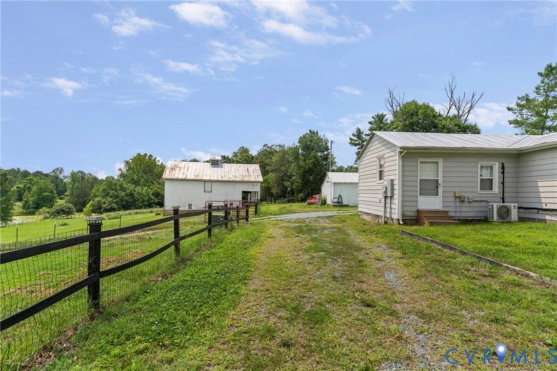 31 Lyles Church Lane, Palmyra, VA 22963 31 Lyles Church Lane, Palmyra, VA 22963