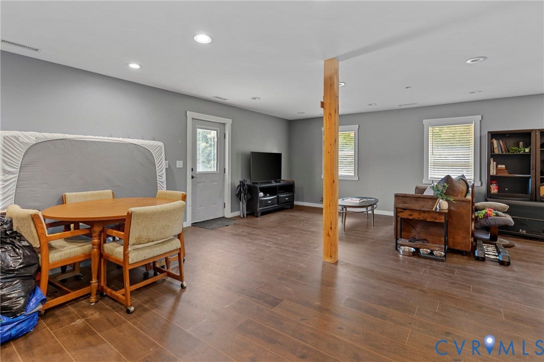 31 Lyles Church Lane, Palmyra, VA 22963 31 Lyles Church Lane, Palmyra, VA 22963