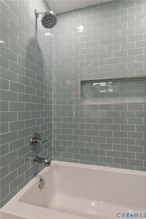 14 Libbie Avenue, Libbie/Grove, Richmond, VA 23226 White tub with subway tile surround, integrated shower niche, and chrome fixtures