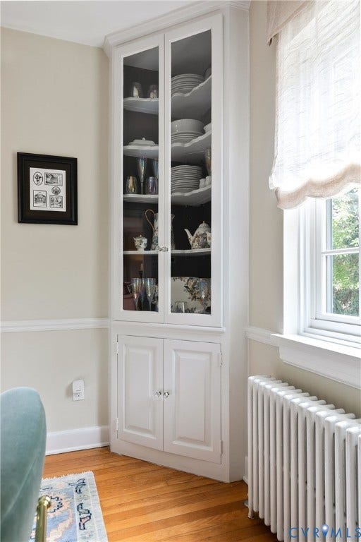 14 Libbie Avenue, Libbie/Grove, Richmond, VA 23226 Built-in corner cabinet featuring glass-front upper doors and solid panel lower doors