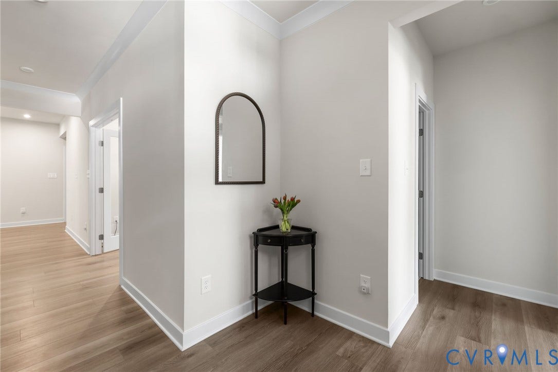 6249 Deer Summit Court, Charleston Club, Moseley, VA 23120 Foyer