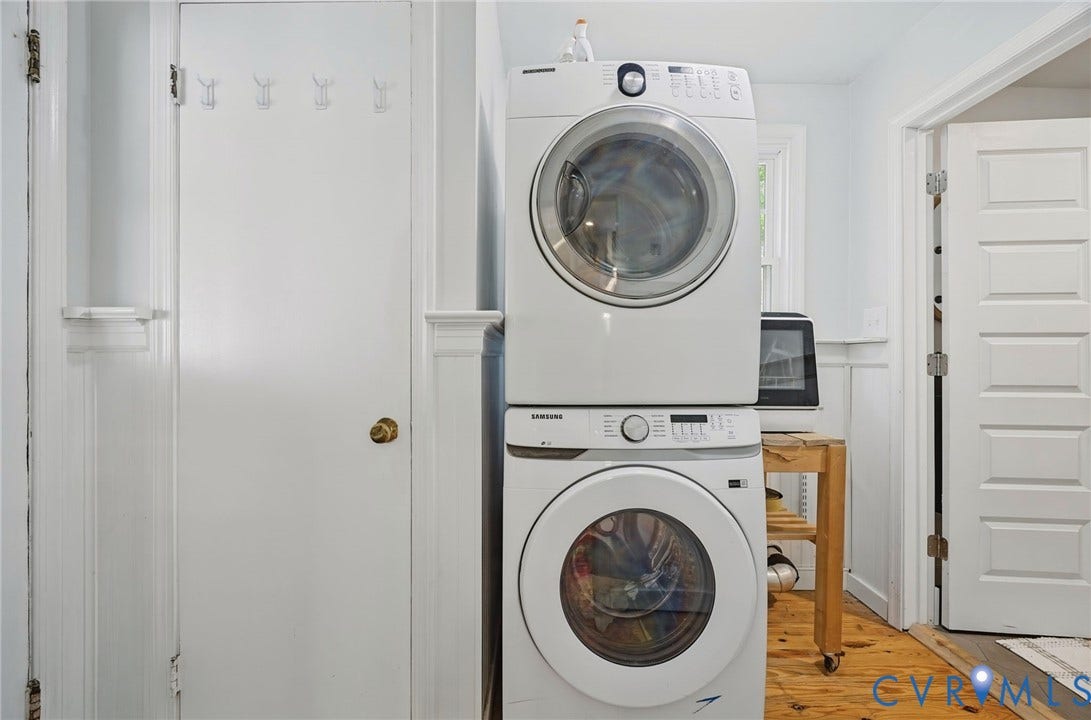 3633 Darbytown Court, Henrico, VA 23231 Dedicated laundry area!