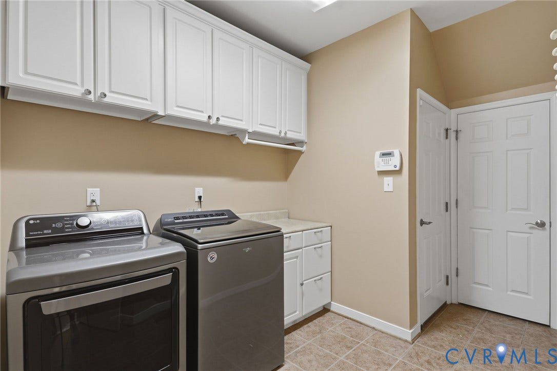 7618 Hampton Green Drive, Chesterfield, VA 23832 And mudroom leading to garage