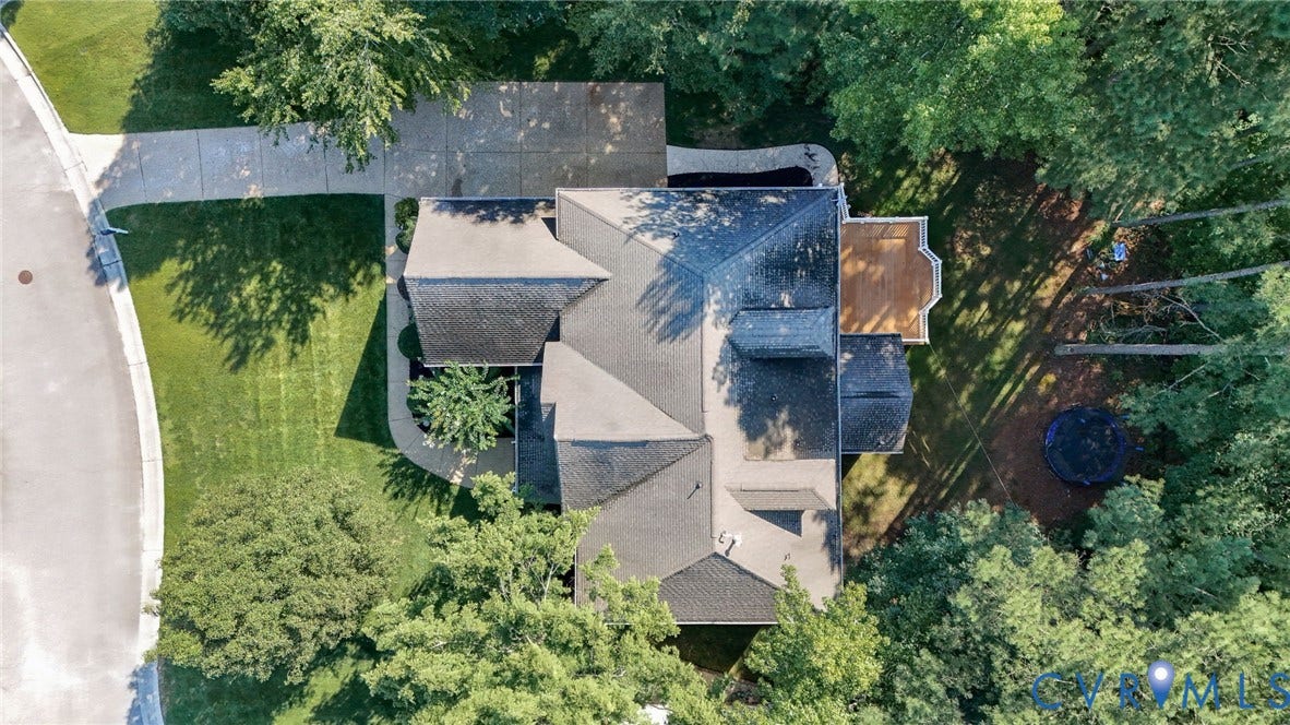 7618 Hampton Green Drive, Chesterfield, VA 23832 7618 Hampton Green Drive, Chesterfield, VA 23832