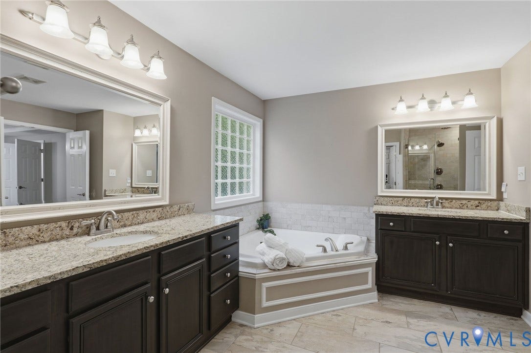 7618 Hampton Green Drive, Chesterfield, VA 23832 Dual vanities