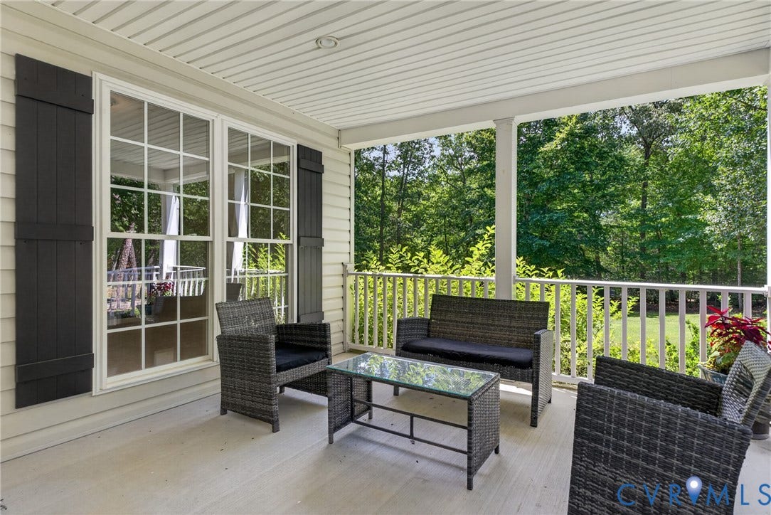 381 Shorewood Drive, Shorewood, Mineral, VA 23117 Covered front porch