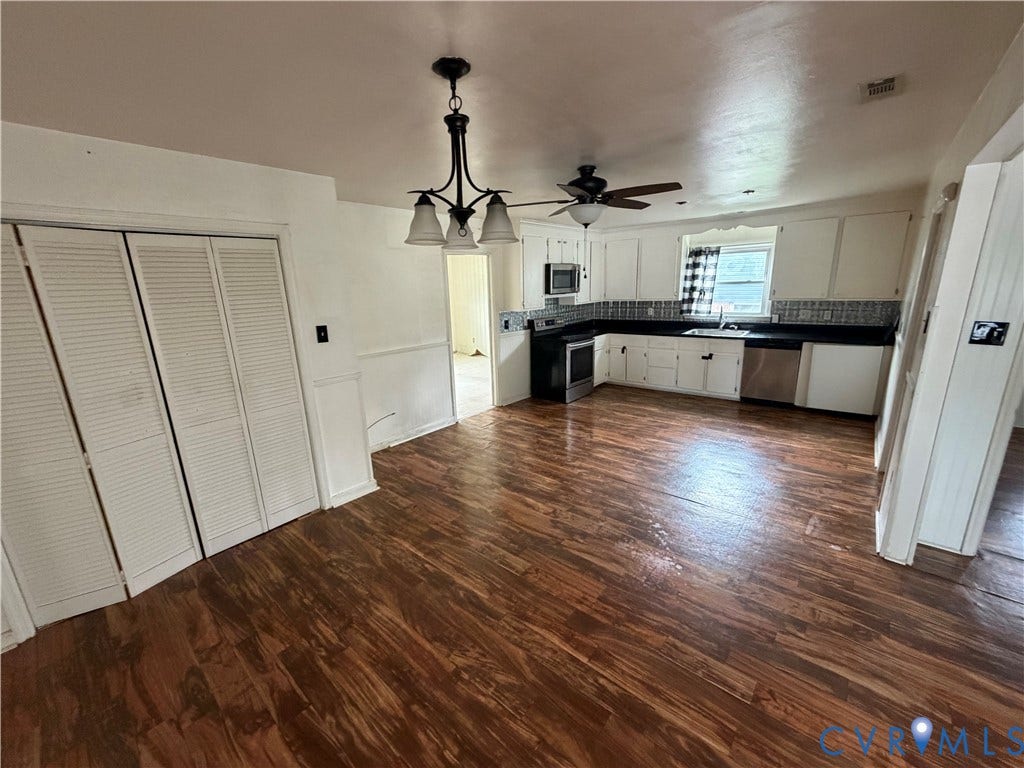 2206 Lancers Boulevard, Richmond, VA 23224 2206 Lancers Boulevard, Richmond, VA 23224