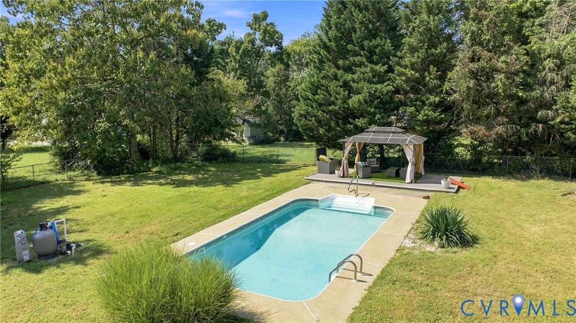 8148 Indian Springs Road, North Chesterfield, VA 23237 8148 Indian Springs Road, North Chesterfield, VA 23237