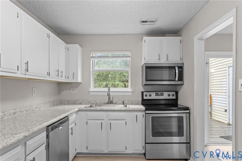 2613 Chancer Drive, Henrico, VA 23233 2613 Chancer Drive, Henrico, VA 23233