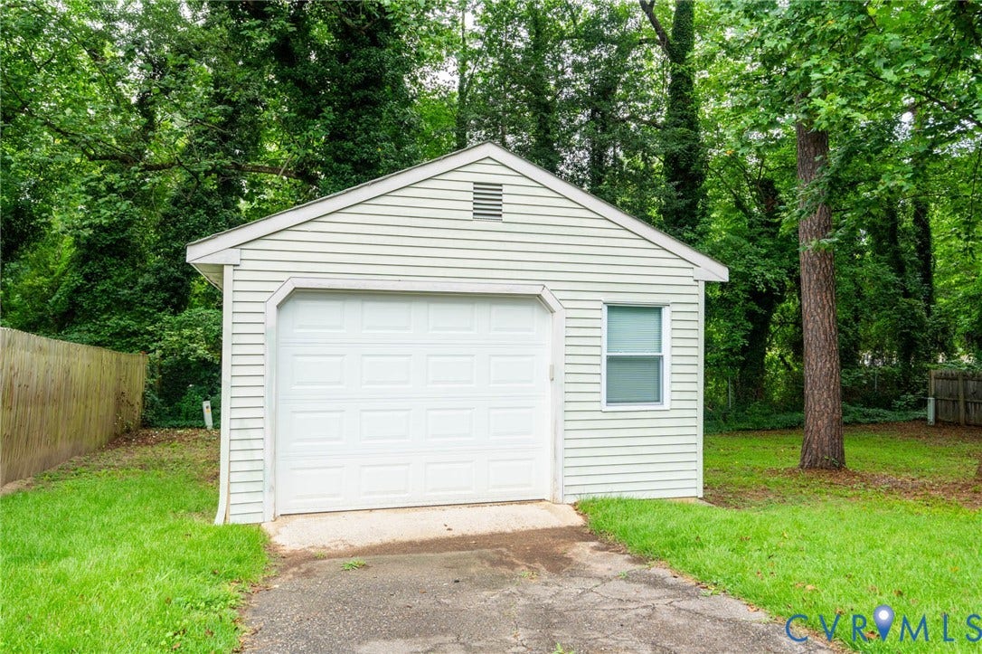1018 Arch Hill Drive, North Chesterfield, VA 23236 Auto door & pedestrian door.