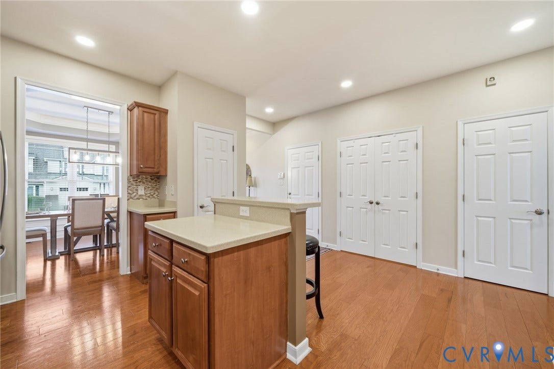 704 Abbey Village Circle, Midlothian, VA 23114 704 Abbey Village Circle, Midlothian, VA 23114