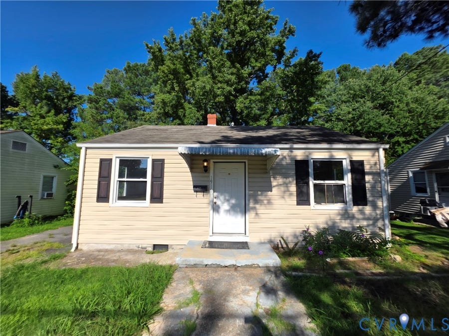 Property photo for 1910 Wakefield Avenue, Colonial Heights, VA