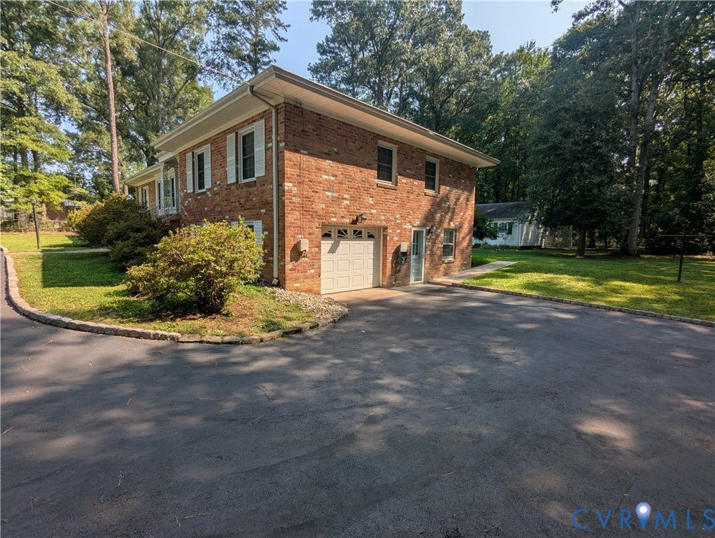 10409 Old Courtney Road, Glen Allen, VA 23060 10409 Old Courtney Road, Glen Allen, VA 23060
