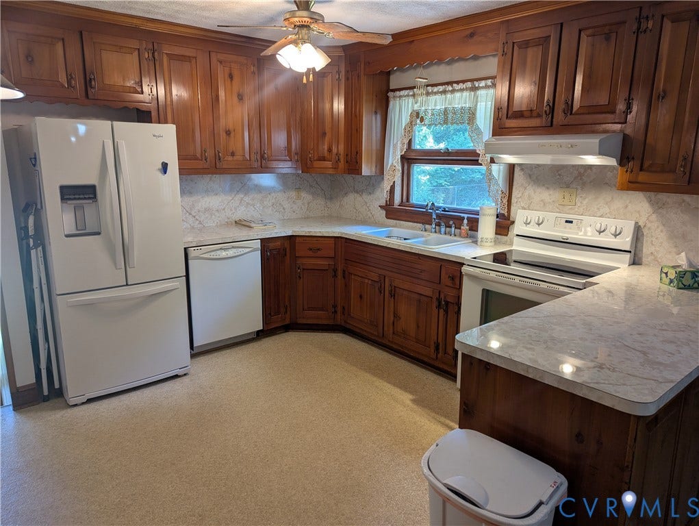 10409 Old Courtney Road, Glen Allen, VA 23060 10409 Old Courtney Road, Glen Allen, VA 23060