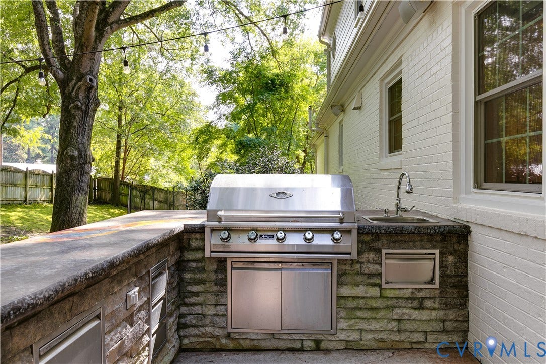 203 W Hillcrest Avenue, South Of Cary, Richmond, VA 23226 Grilling station