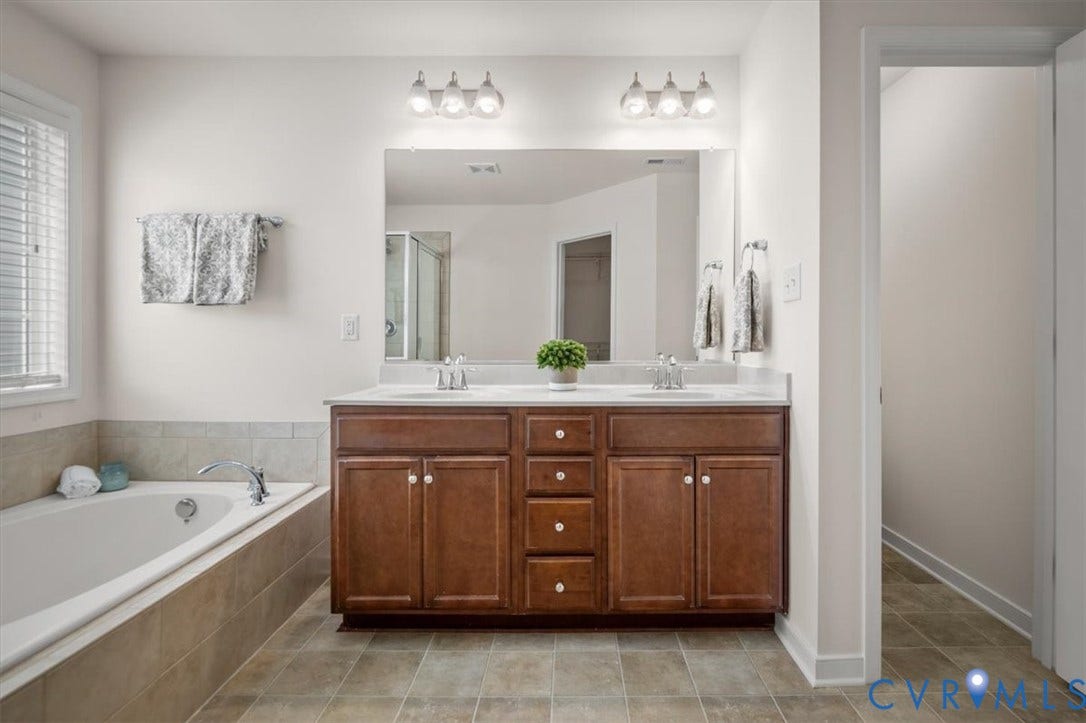 407 Diamond Creek Drive, Midlothian, VA 23113 407 Diamond Creek Drive, Midlothian, VA 23113