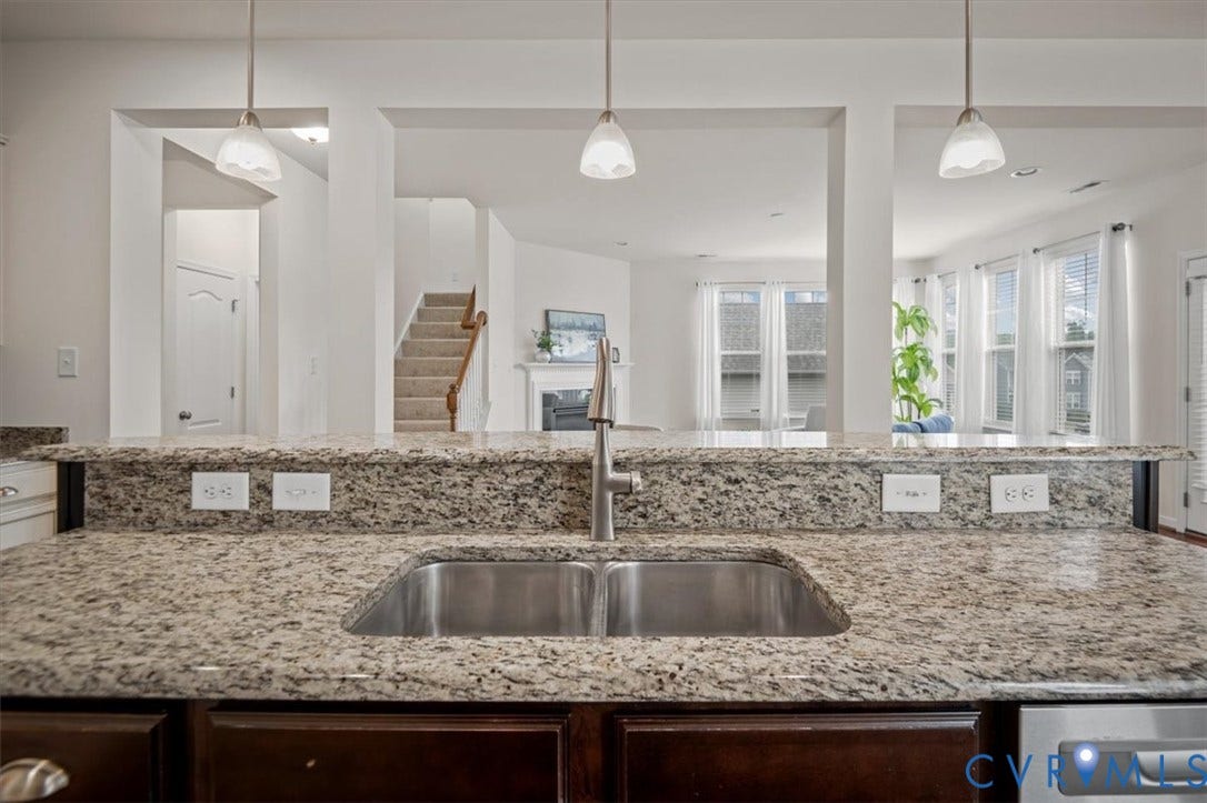 407 Diamond Creek Drive, Midlothian, VA 23113 407 Diamond Creek Drive, Midlothian, VA 23113
