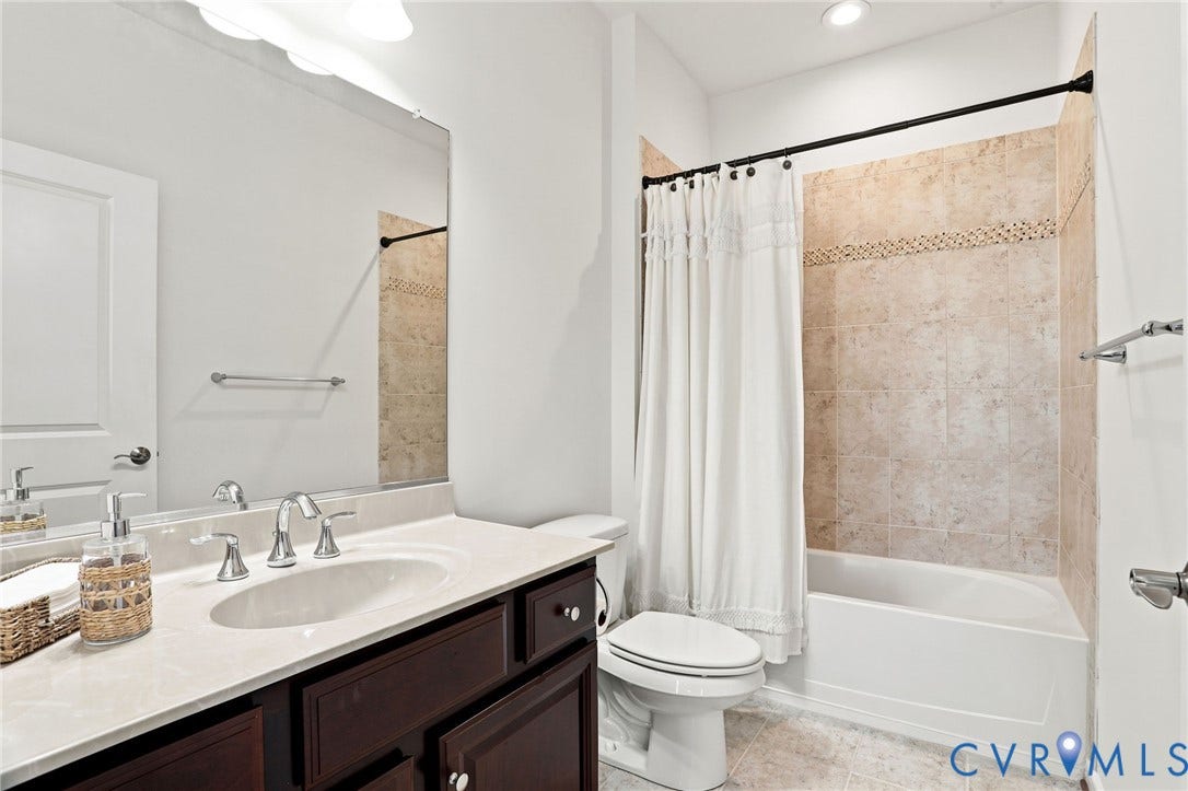 3801 Barnyard Trail, Glen Allen, VA 23060 3801 Barnyard Trail, Glen Allen, VA 23060