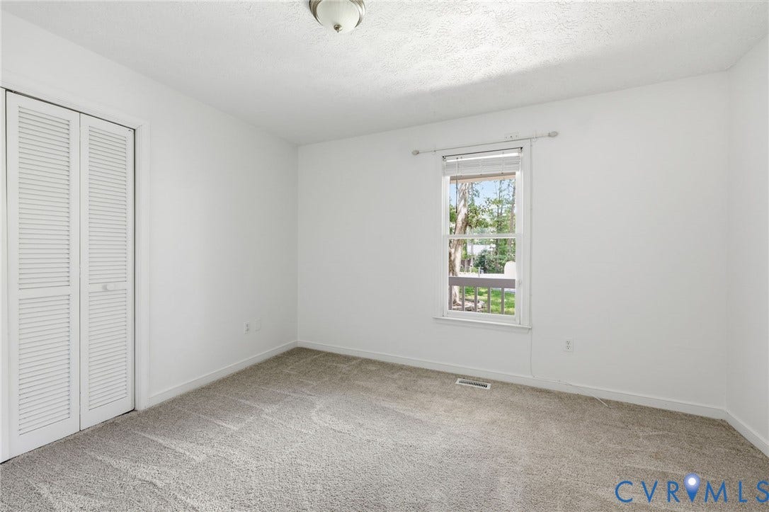 2809 Anglewood Drive, Chester, VA 23831 2809 Anglewood Drive, Chester, VA 23831