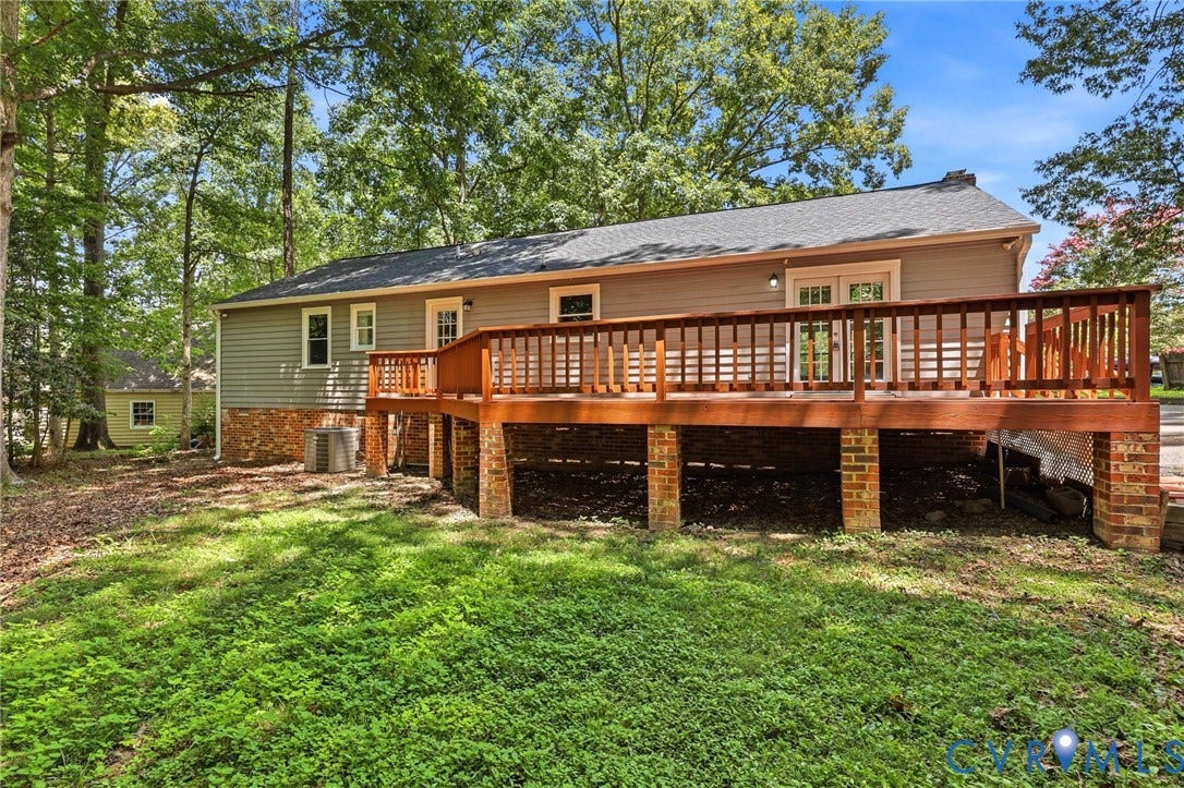 2809 Anglewood Drive, Chester, VA 23831 2809 Anglewood Drive, Chester, VA 23831