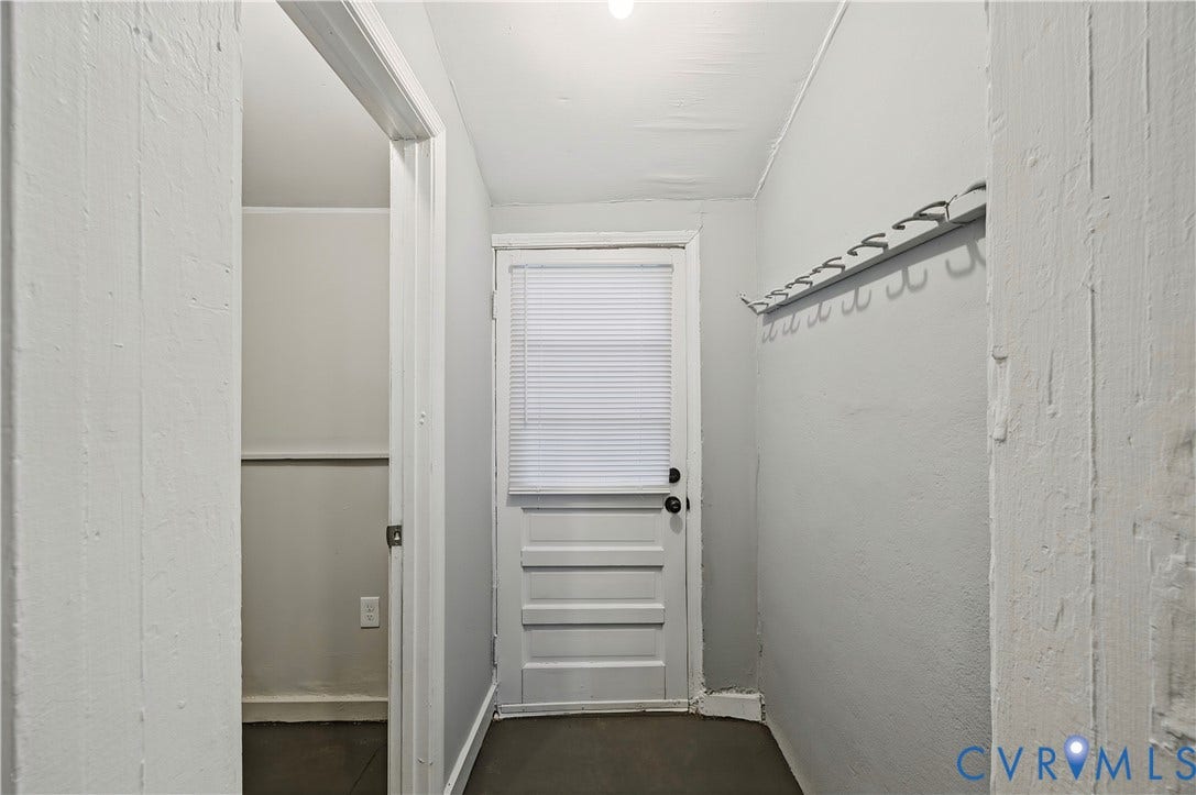 1411 Lynhaven Avenue, Richmond, VA 23224 Exit to rear deck/yard