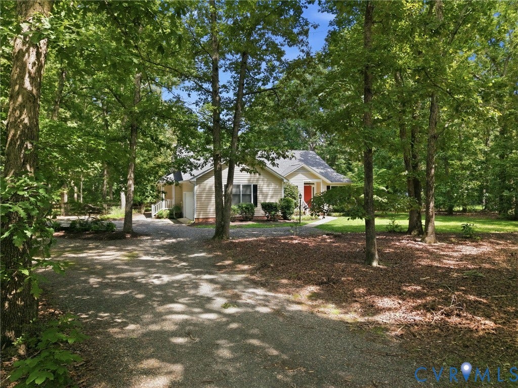 3296 Sherwood Ridge Way, Powhatan, VA 23139 3296 Sherwood Ridge Way, Powhatan, VA 23139