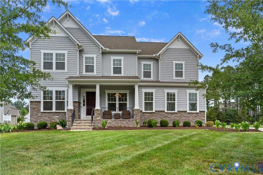 Property photo for 2018 James Overlook Drive, Chester, VA