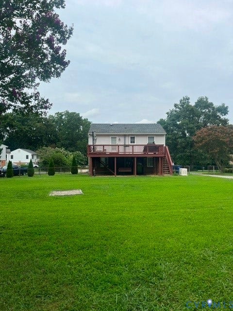 11925 Wedge Drive, Chester, VA 23831 Expansive green lawn providing ample outdoor space