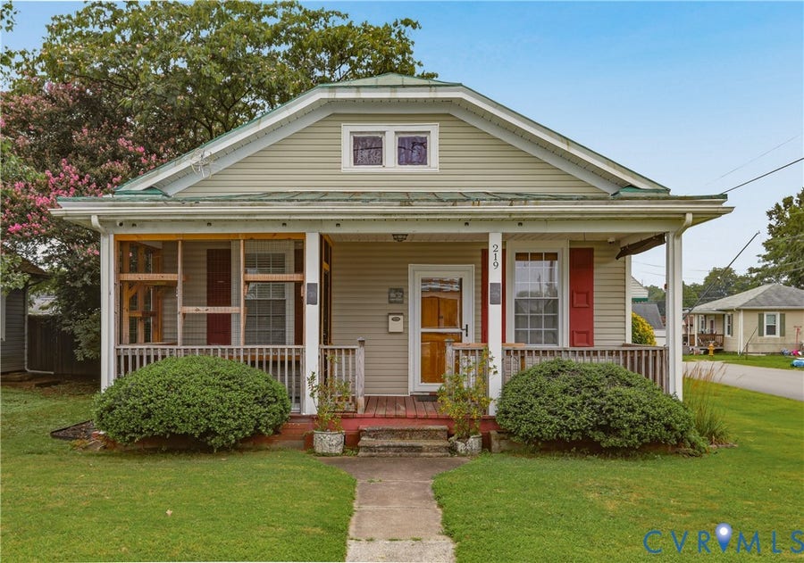 Property photo for 219 Fairfax Avenue, Colonial Heights, VA