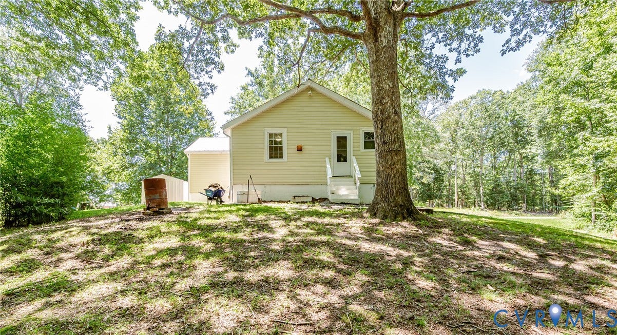 1845 Powhatan Trail, King William, VA 23086