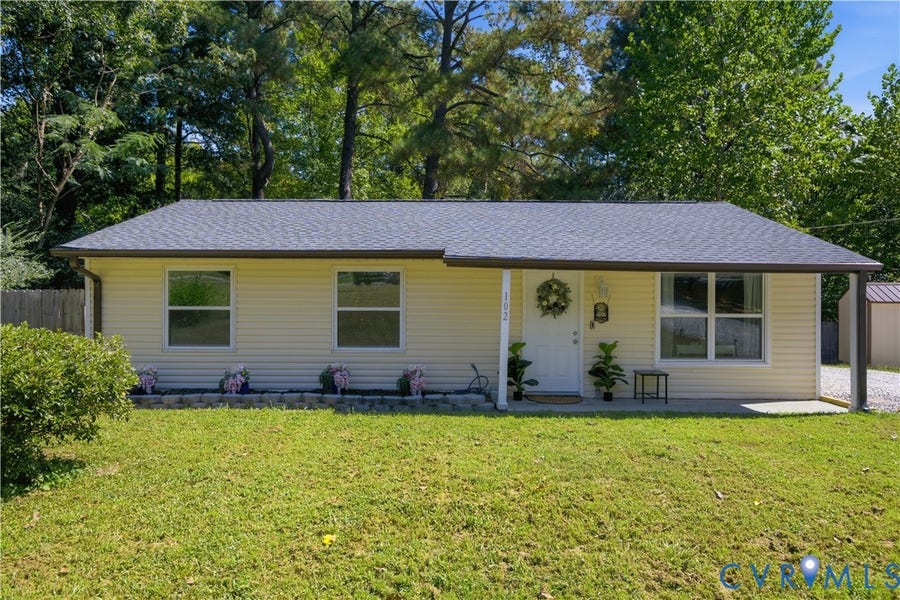 Property photo for 102 Mildred Drive, Williamsburg, VA