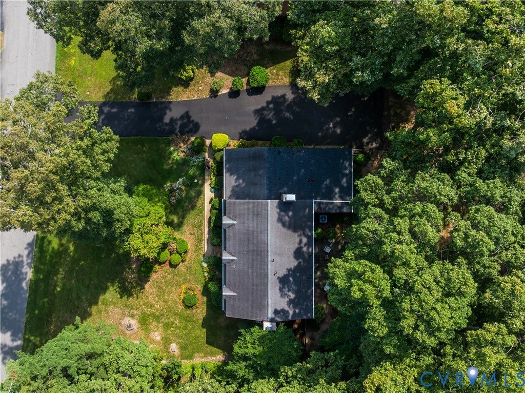 7733 Yorkdale Drive, North Chesterfield, VA 23235 7733 Yorkdale Drive, North Chesterfield, VA 23235