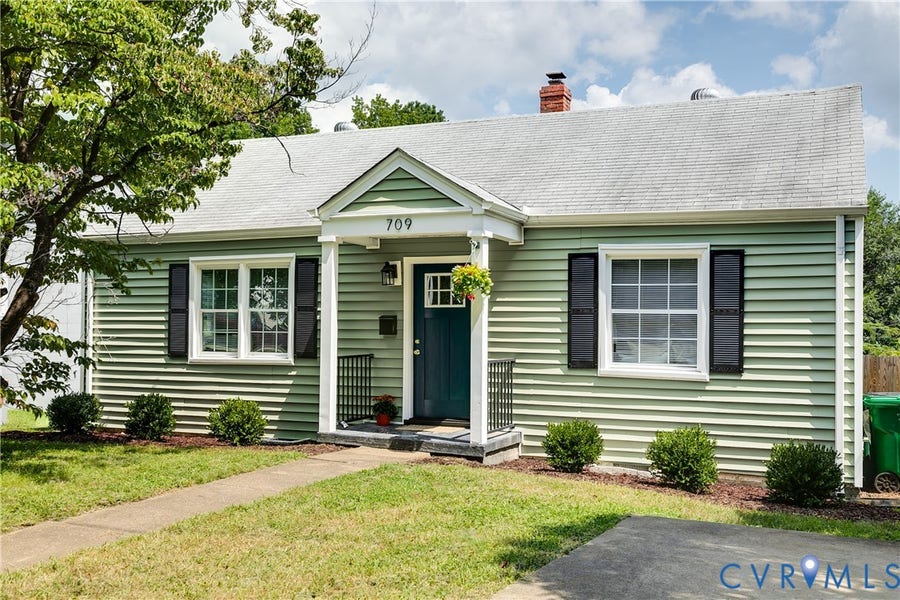 Property photo for 709 W 49th Street, Richmond, VA