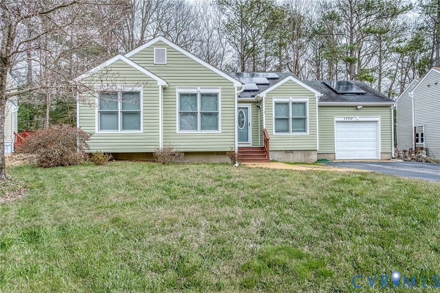 Property photo for 1700 Winters Hill Circle, North Chesterfield, VA