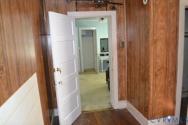 1718 Wakefield Avenue, Colonial Heights, VA 23834