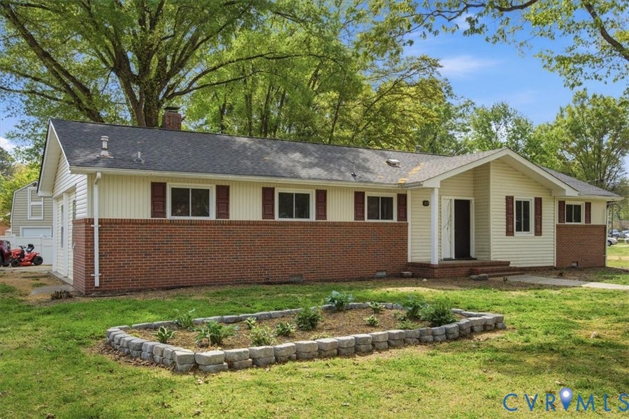 Property photo for 117 Homestead Drive, Colonial Heights, VA