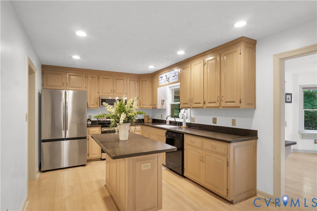 3005 Heritage Landing Road, Heritage Landing, Williamsburg, VA 23185 Updated Appliances, Corian countertops and recessed Lighting help make the kitchen stylish and functional!