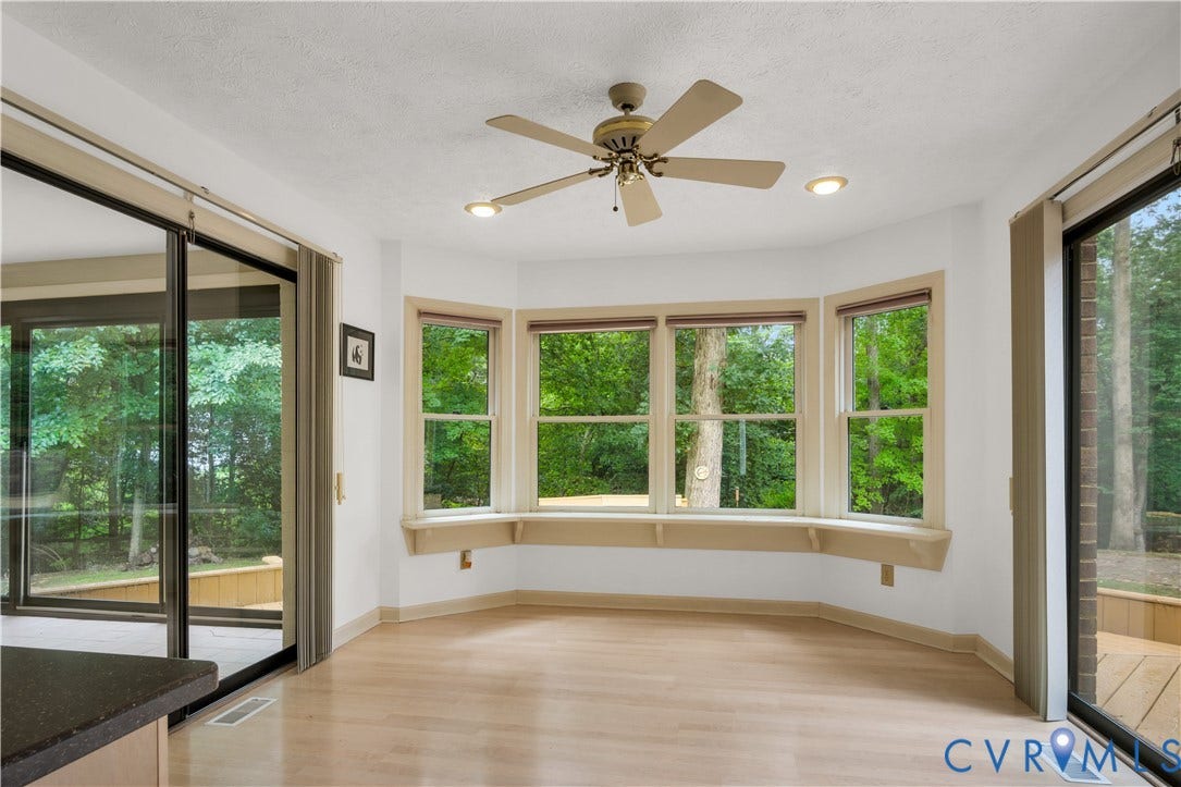 3005 Heritage Landing Road, Heritage Landing, Williamsburg, VA 23185 Breakfast Nook is highlighted by a large bank of bay windows and the inviting Sunroom