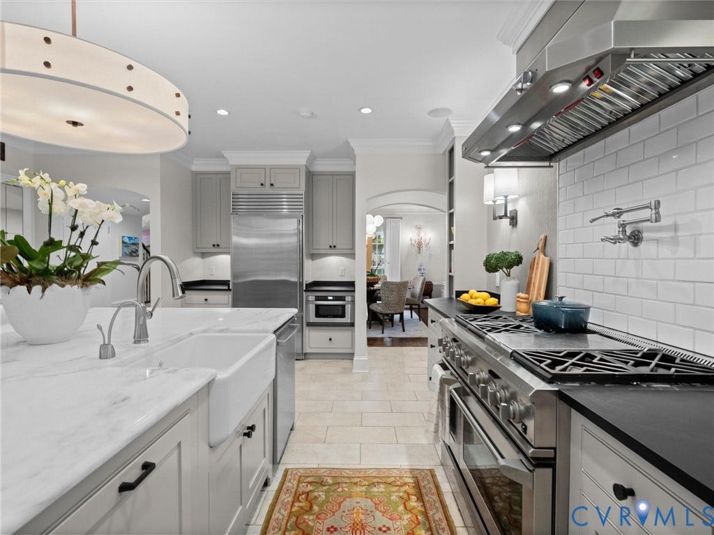 1 Greenway Lane, Hampton Gardens, Richmond, VA 23226 with Wolf, Sub-zero and Bosch stainless steel appliances