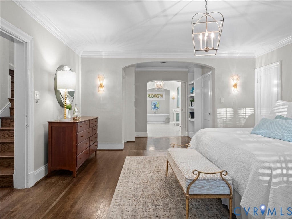 1 Greenway Lane, Hampton Gardens, Richmond, VA 23226 with hardwood floors and crown mouldings