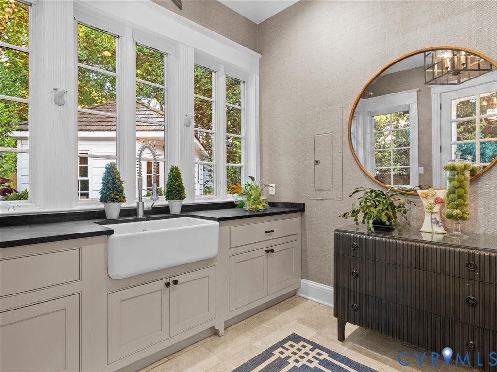 1 Greenway Lane, Hampton Gardens, Richmond, VA 23226 Garden room/mudroom with a vaulted ceiling, heated floors and built-in cabinets