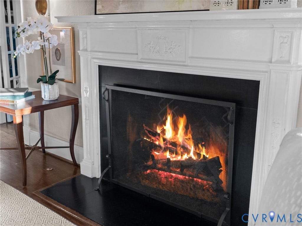 1 Greenway Lane, Hampton Gardens, Richmond, VA 23226 Gas fireplace and decorative mantle